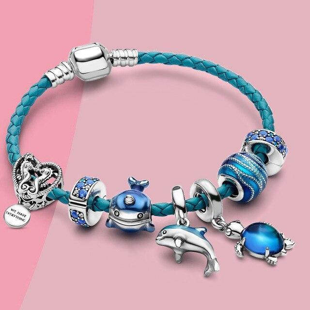 Oceanstil Armband med Inkluderade Berlocker i Läder och Silver